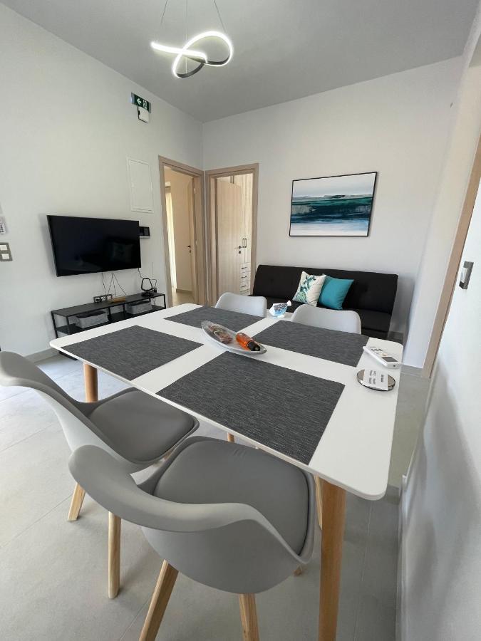 Rodelia Apartment *