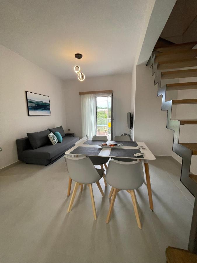 Rodelia Apartment *