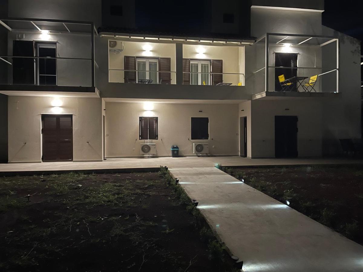 Rodelia Apartment *