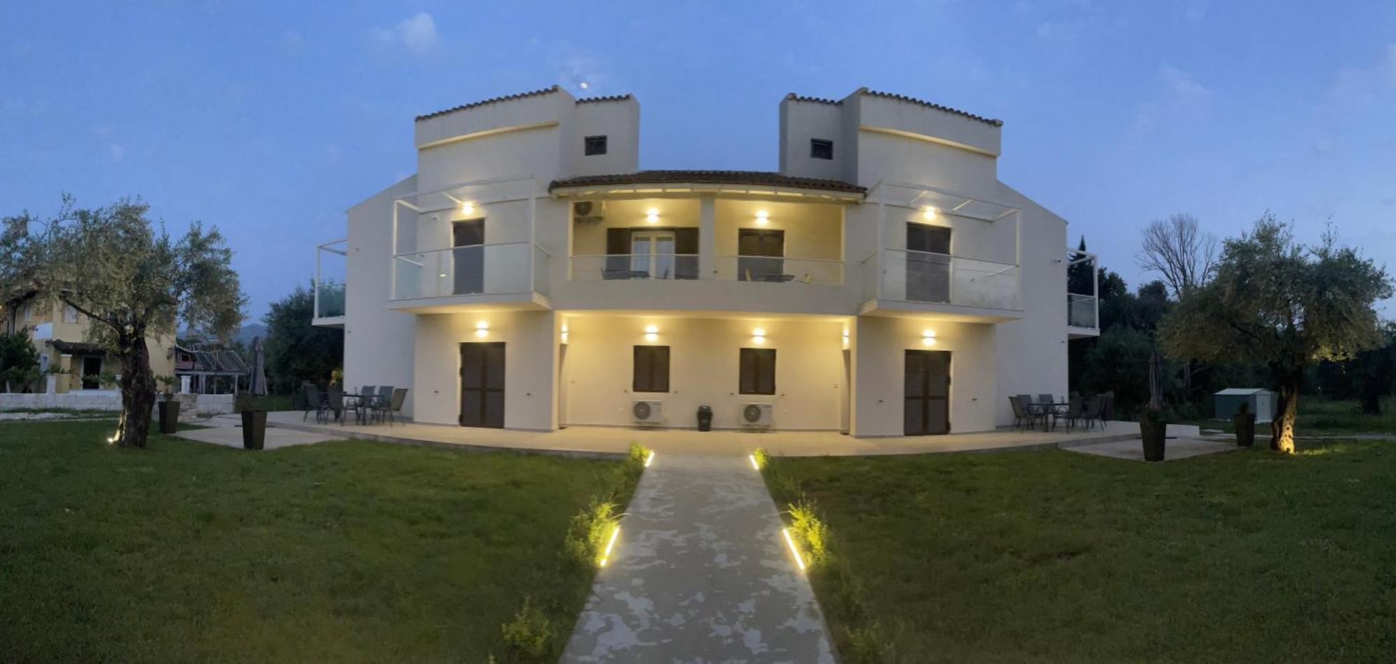 Rodelia Apartment *