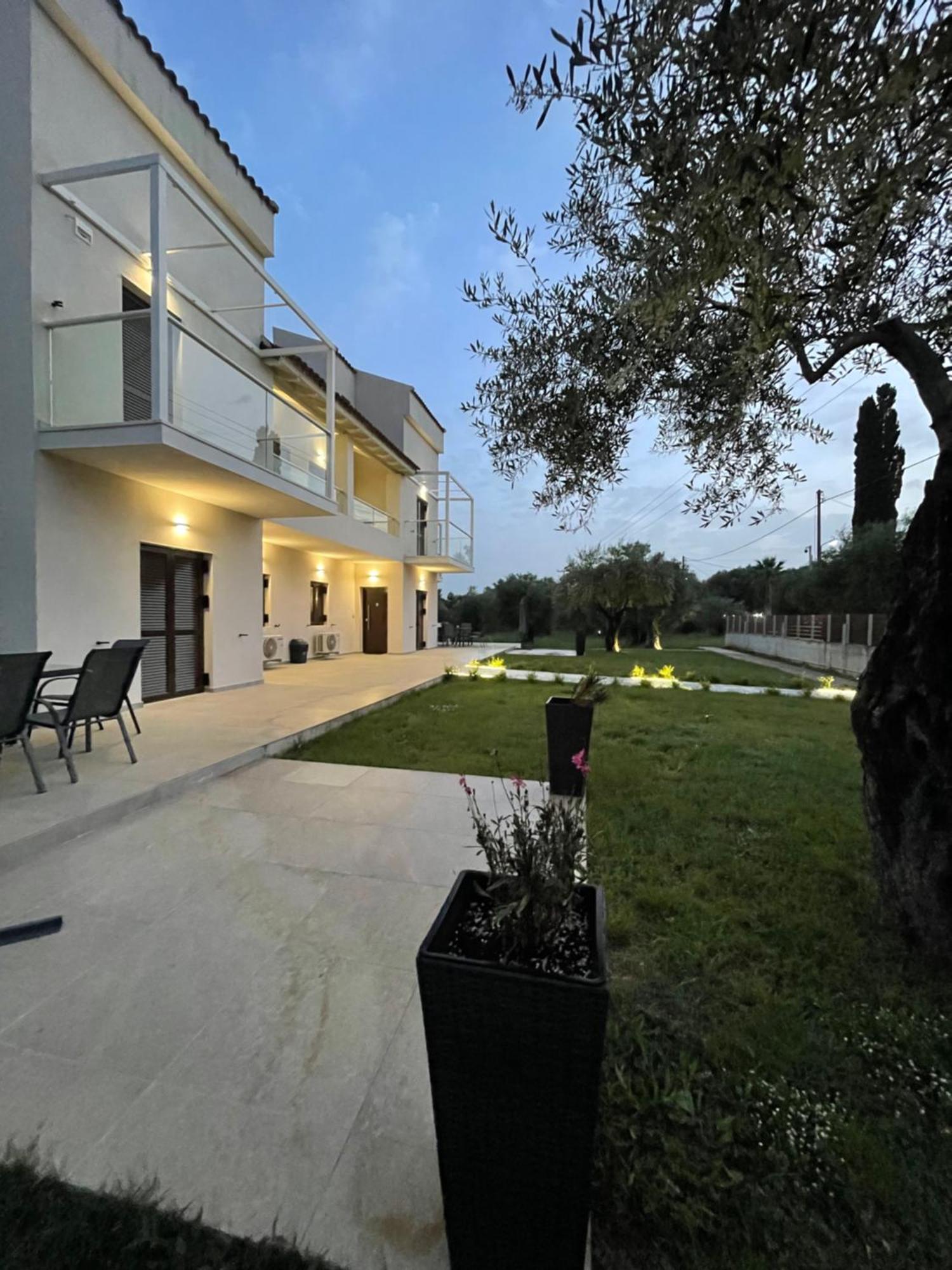 Rodelia Apartment *